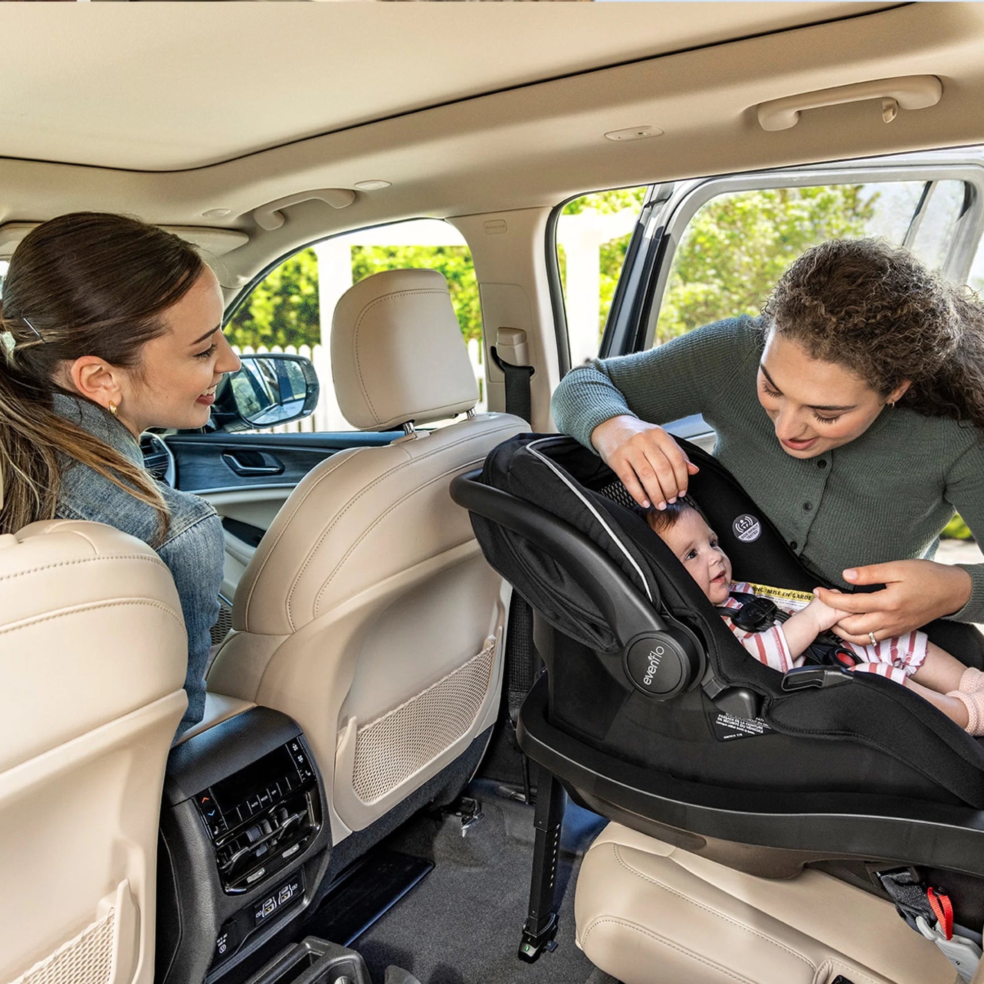 Litemax DLX Infant Car Seat with Freeflow Fabric and Safezone Load Leg Base (Olympus Black)