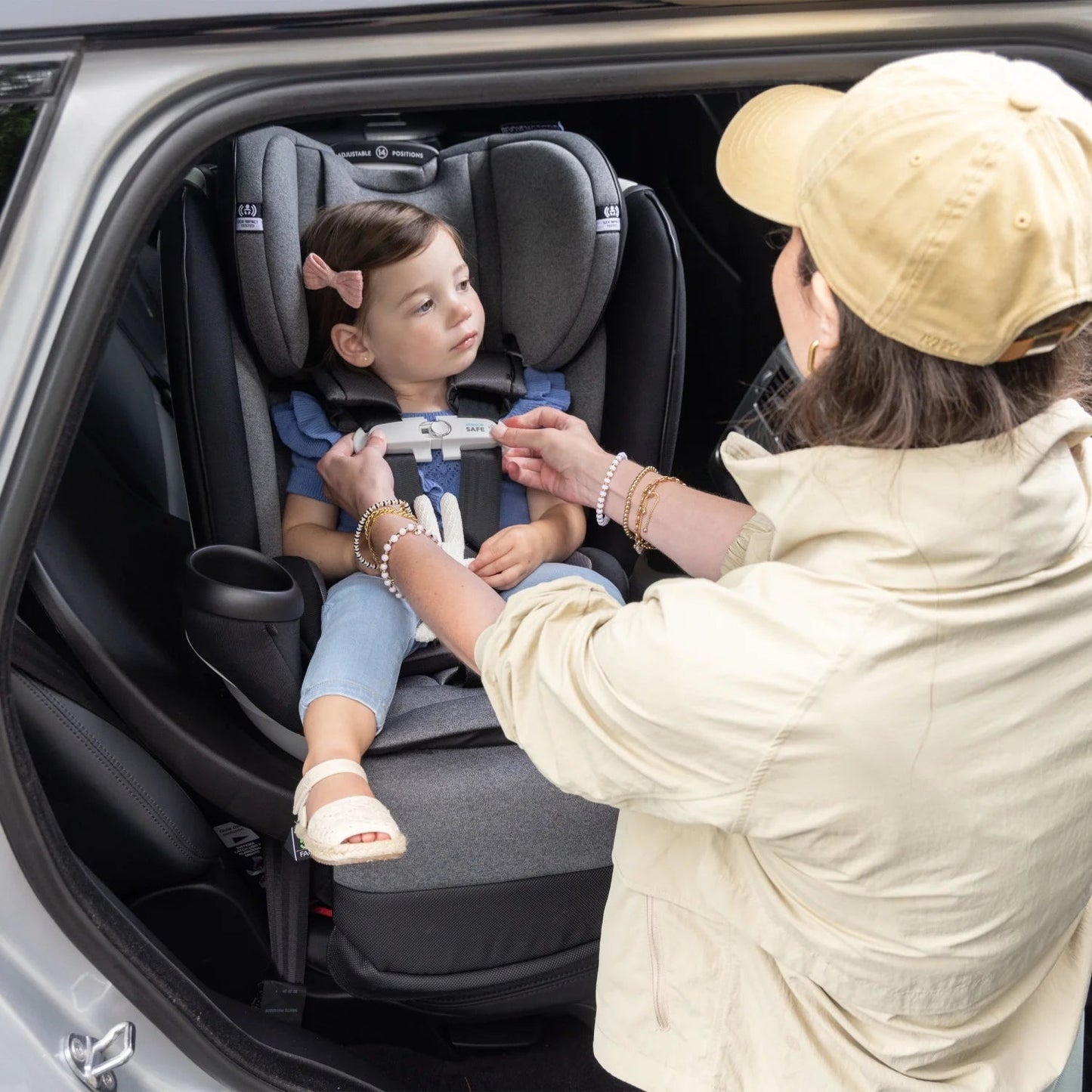 Gold Revolve360 Extend All-In-One Rotational Car Seat with Sensorsafe (Sapphire)